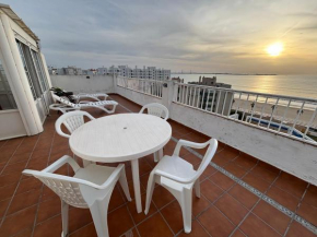 ATICO CON TERRAZA EN PRIMERA LINEA DE PLAYA, El Puerto De Santa Maria
